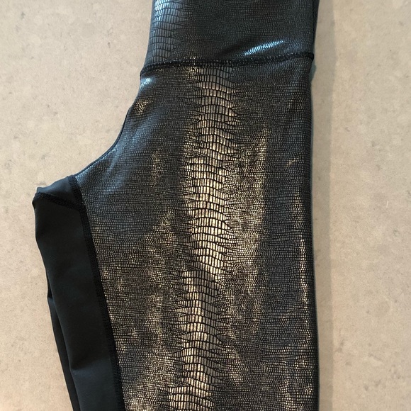 Bundle of Lulu Lemon, Athleta and other brands - Picture 2 of 4